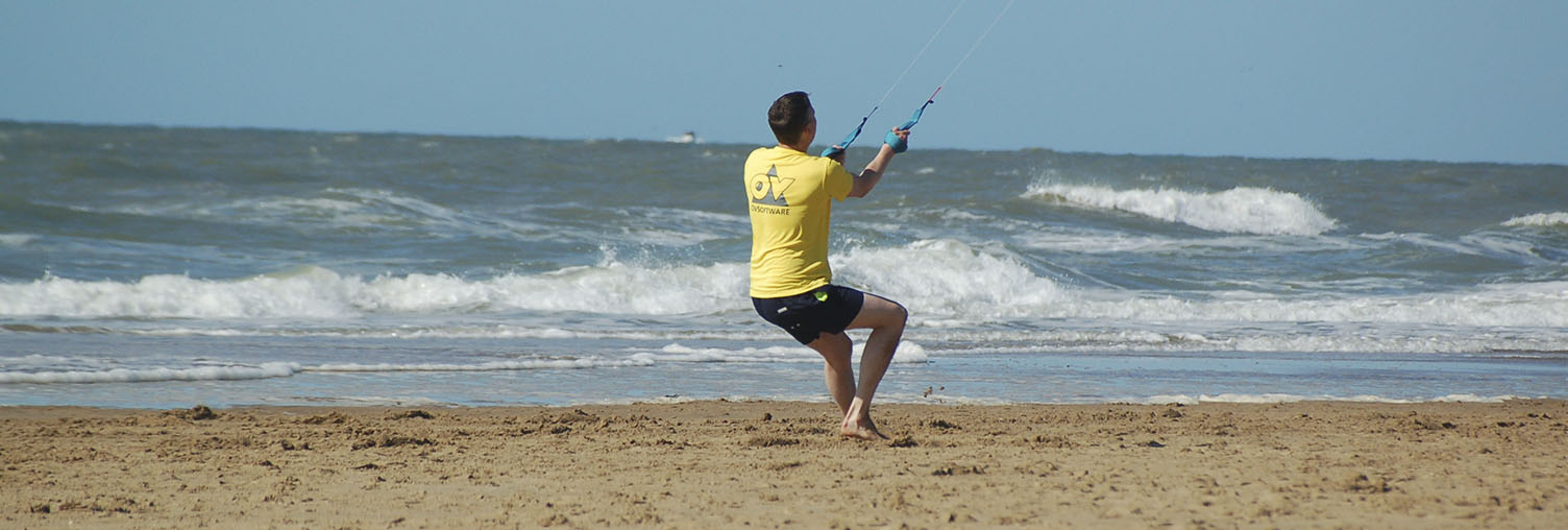 Powerkiten Scheveningen bij DownUnderBeach